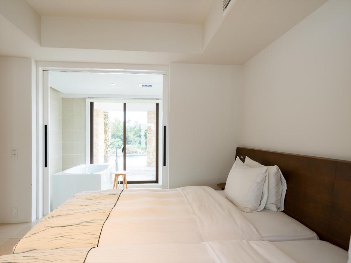 Hotel The Rescape à Miyakojima  Extérieur photo